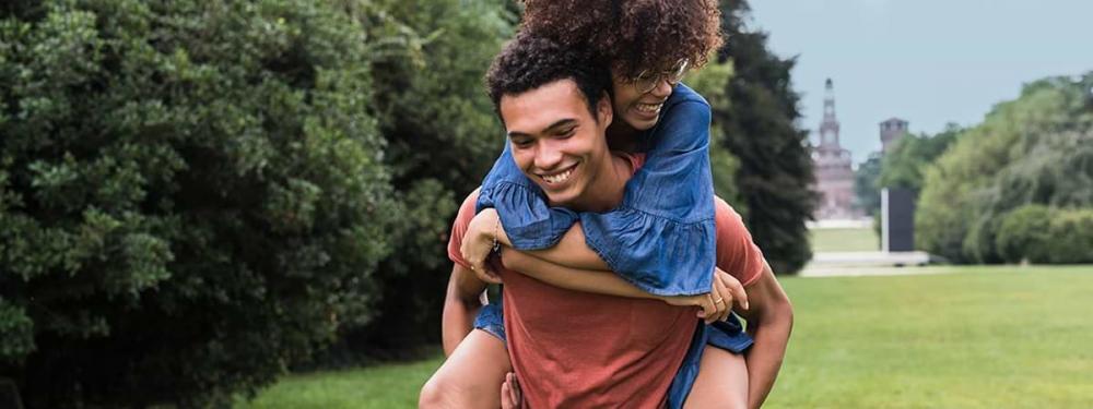 couple hugging outside